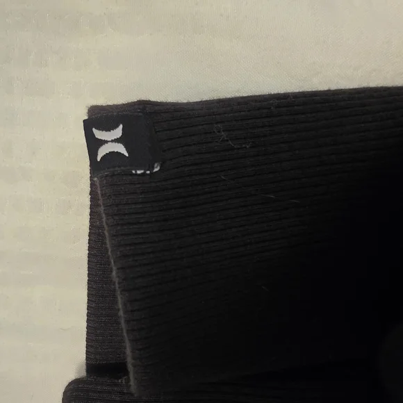 New Hurley Super Soft/lightweight Black Zip-Up Hoodie - Picture 5 of 5